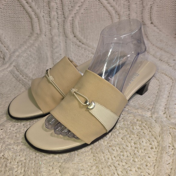 Munro American Shoes - Munro American Slide Sandals‎ Beige Stretch Micro Heel Silver Accent Womens 8 N